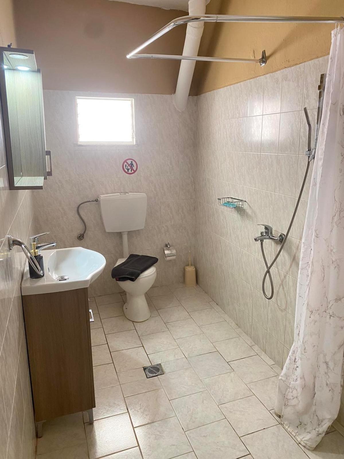 سارتي Eudokia Rooms المظهر الخارجي الصورة